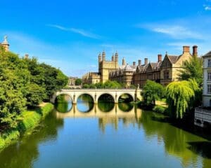 Cambridge: eeuwenoude universiteit en pittoreske grachten