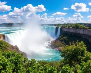 Wat maakt een bezoek aan de Niagara Falls zo indrukwekkend?